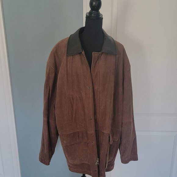 Coat - Picture 6 of 9